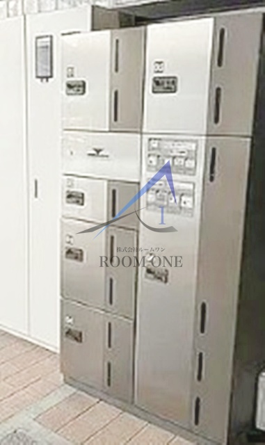 芝132金杉アパートメントのその他共用部分|宅配ボックスです。