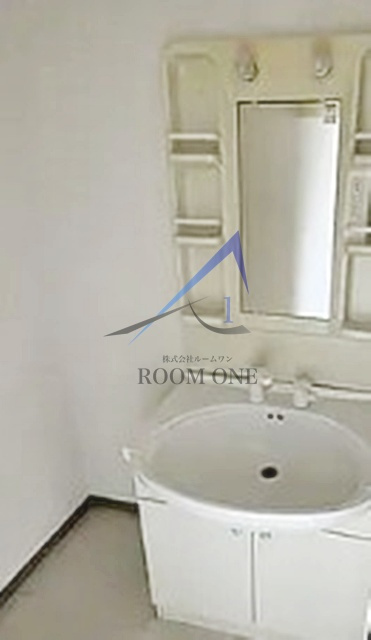 芝132金杉アパートメントの洗面所|洗面台です。