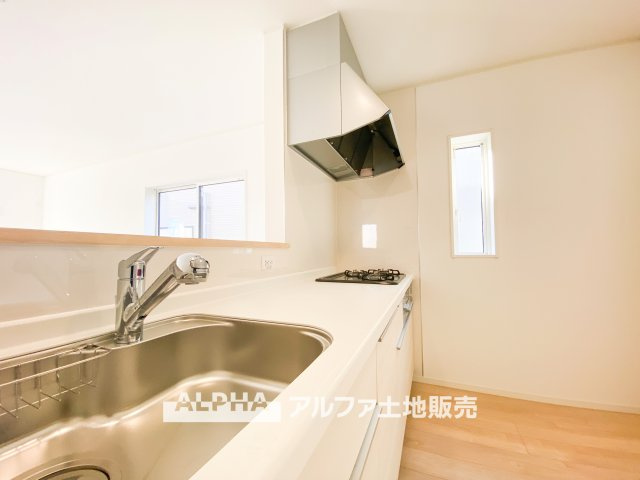 昭島市拝島町３丁目の新築一戸建のキッチン