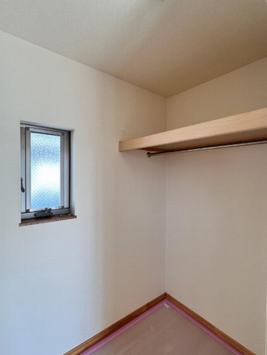 【収納】 | 【仲介手数料０円】厚木市下荻野　中古一戸建て | 【仲介手数料０円】厚木市下荻野　中古一戸建て