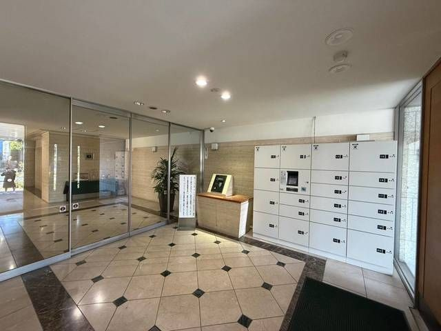 ＬＡＮＡＩ　Ｔ　ＧＡＲＤＥＮのエントランス