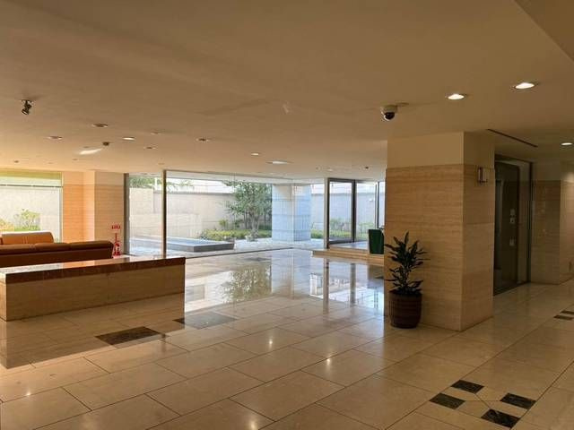 ＬＡＮＡＩ　Ｔ　ＧＡＲＤＥＮ