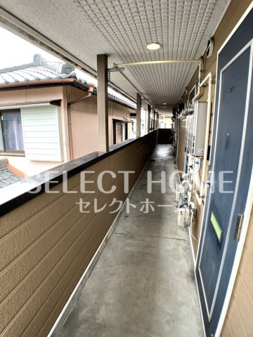 【エントランス】 | ボヌール絆Ⅱ | ゆとりのあるエントランスです