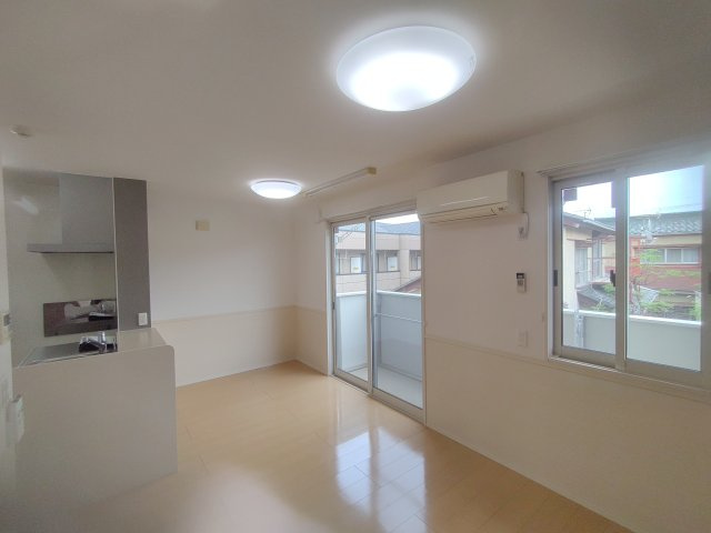 ウィット蔵子の居間・リビング