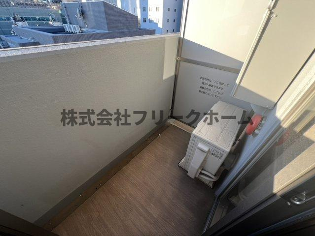 三鷹市下連雀３丁目の賃貸マンションのバルコニー