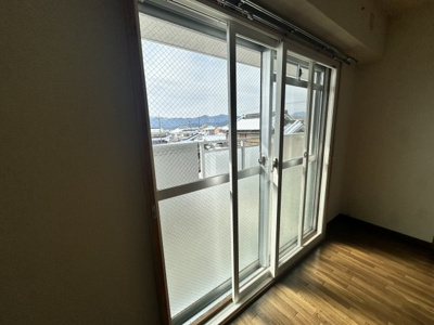 【設備】 | ササヤマ24 | 二重窓です