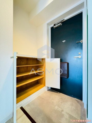 【玄関】 | テン・フォーティ | 同マンション別部屋　参考写真