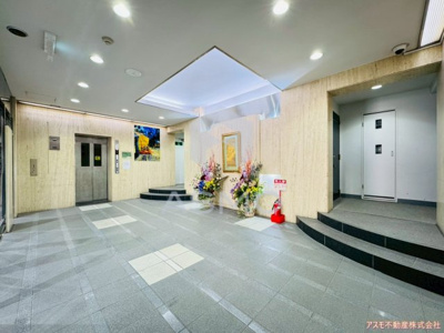 【ロビー】 | テン・フォーティ