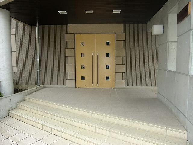 ビューフレア片町のエントランス