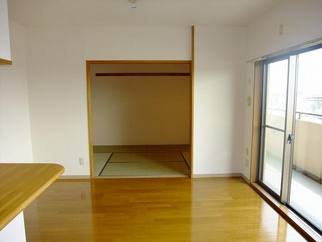 ビューフレア片町の居間・リビング