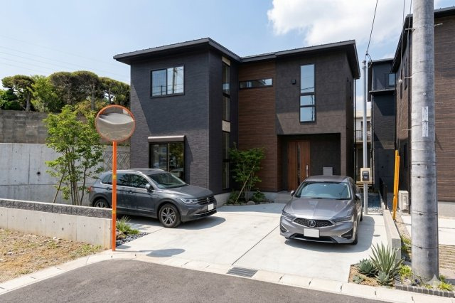 PEAKS山の田中央