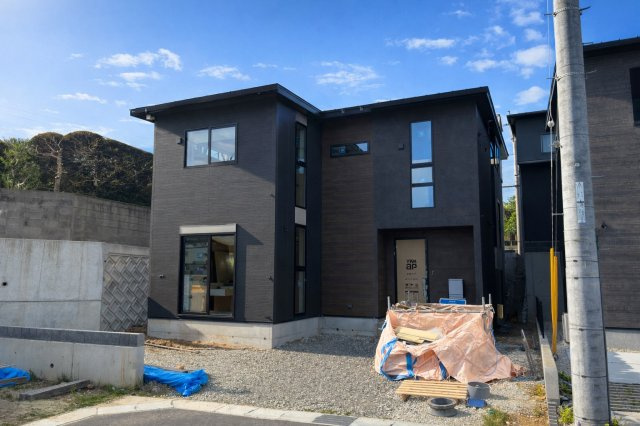 PEAKS山の田中央