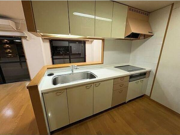 サーパス平成のキッチン