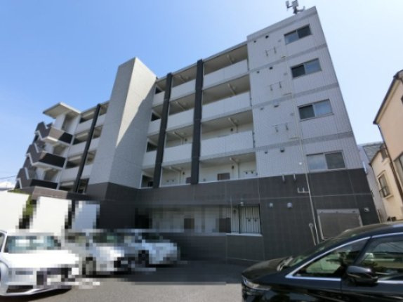 グランドアプティーの外観