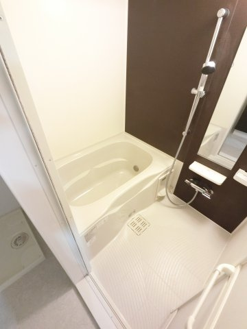 グランドアプティーの浴室