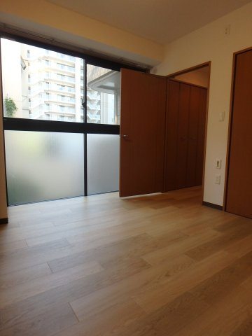 パークビュー南葛西の洋室