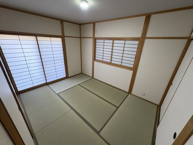 下畑町戸建の和室