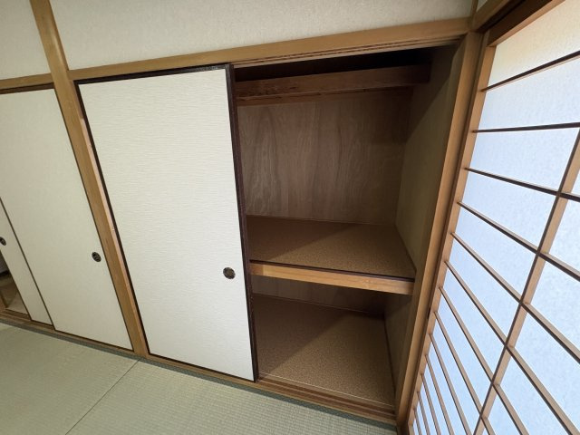 下畑町戸建の収納