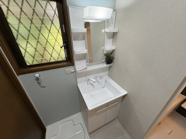 下畑町戸建の洗面所