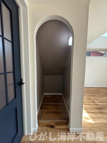 茅ヶ崎市緑が浜　新築戸建の内装|LDK　収納スペース