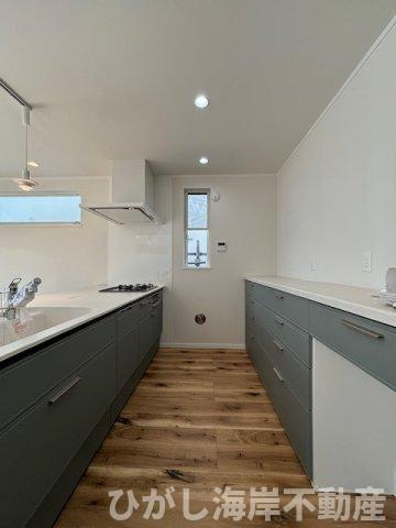 茅ヶ崎市緑が浜　新築戸建のキッチン|キッチンスペース