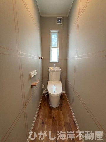 茅ヶ崎市緑が浜　新築戸建のトイレ|洗浄機能付きお手洗い