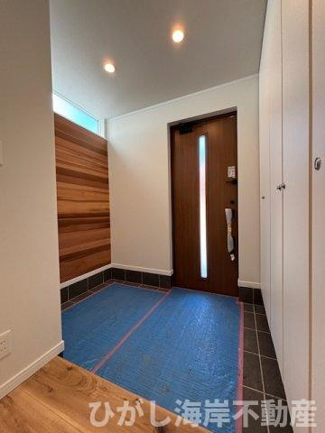 茅ヶ崎市緑が浜　新築戸建の玄関|玄関