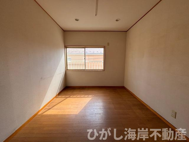 茅ヶ崎市白浜町 　中古戸建の寝室|室内クリーニング済み！　洋室