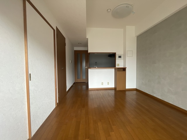 プレステージ姫路青山Ⅳの居間・リビング