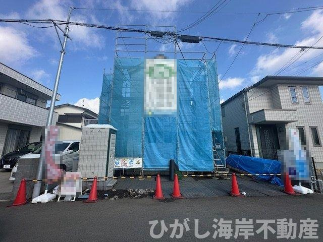 藤沢市大鋸　新築戸建の外観| 3月10日撮影　建築中　現地外観 