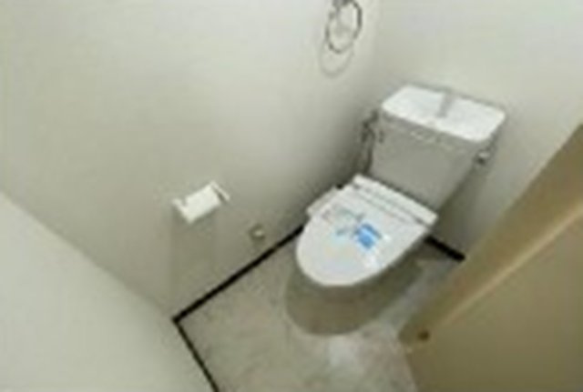 アステム芦屋A棟のトイレ|シンプルで使いやすいトイレです