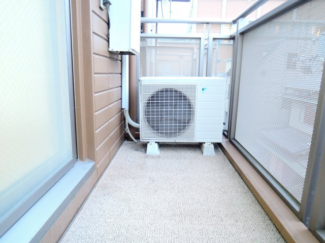 ミレニアム北園のバルコニー