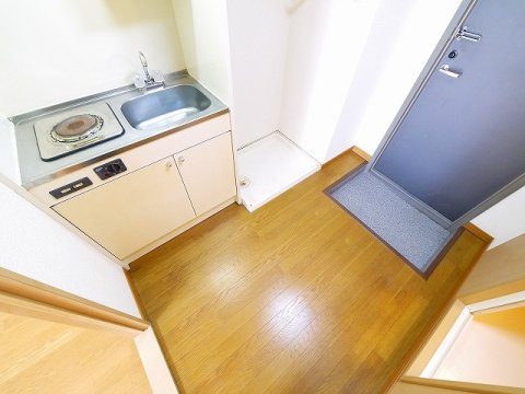 レオパレスナカノのその他|コンパクトなキッチンで掃除もラクラク