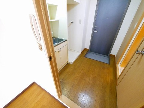 レオパレスナカノの洋室|ゆったりした洋室です