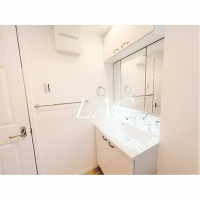【洗面所】 | ヴィフレア大岡山 | 独立洗面台です。