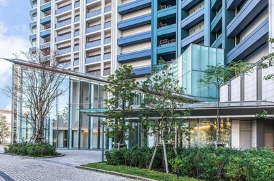 【エントランス】 | SKYZ TOWER&GARDEN（スカイズタワー＆ガーデン）