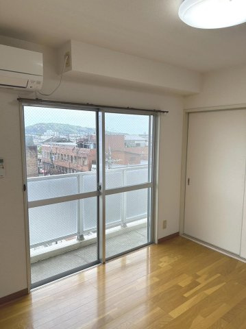 サンフラワー日向の居間・リビング