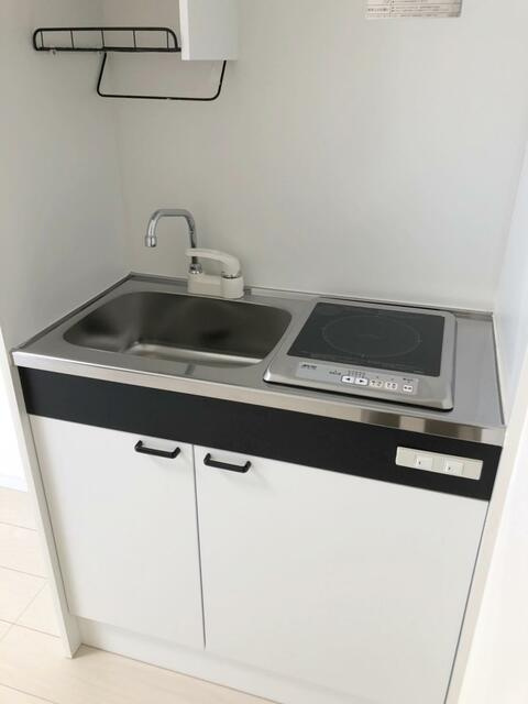 ルナパーク高砂 Luna Park Takasagoのキッチン|ＩＨクッキングヒーター付き