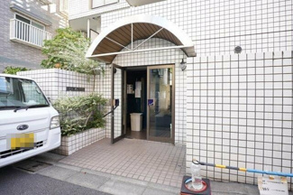 【エントランス】