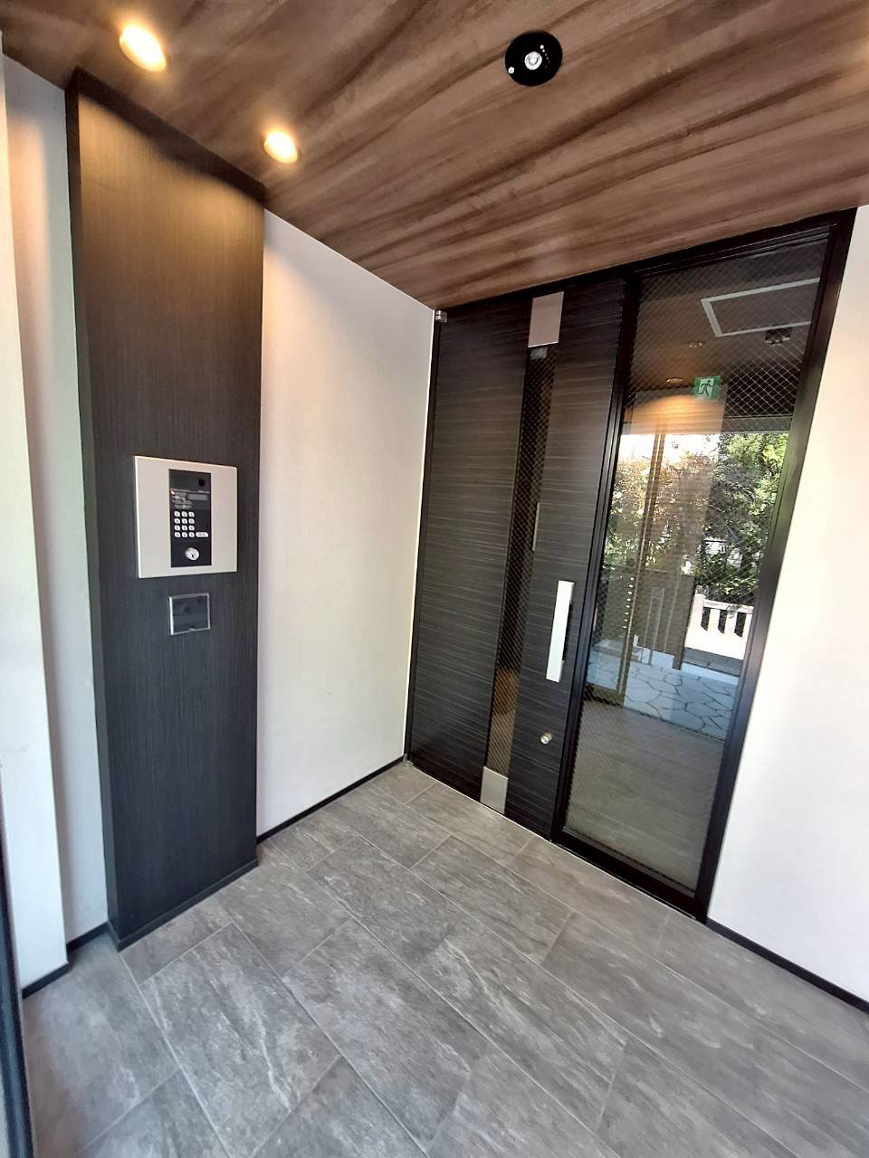 鎌倉静庵のエントランス