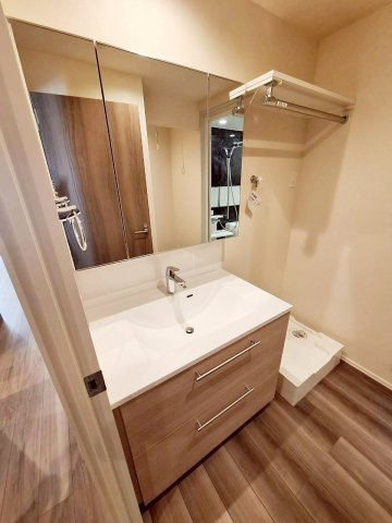 鎌倉静庵の独立洗面台