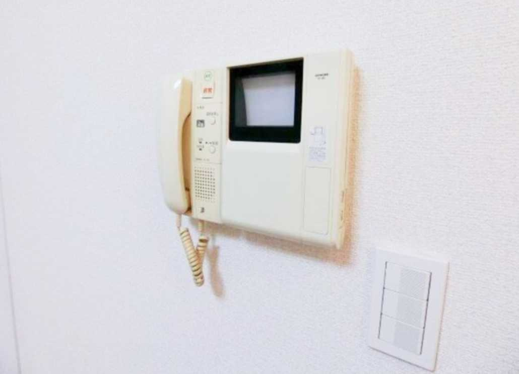 メイクスデザイン桜新町　分譲賃貸　2面採光　オートロックのセキュリティ