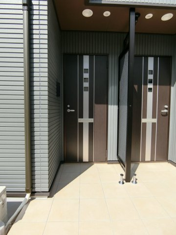 アメージングⅠの玄関