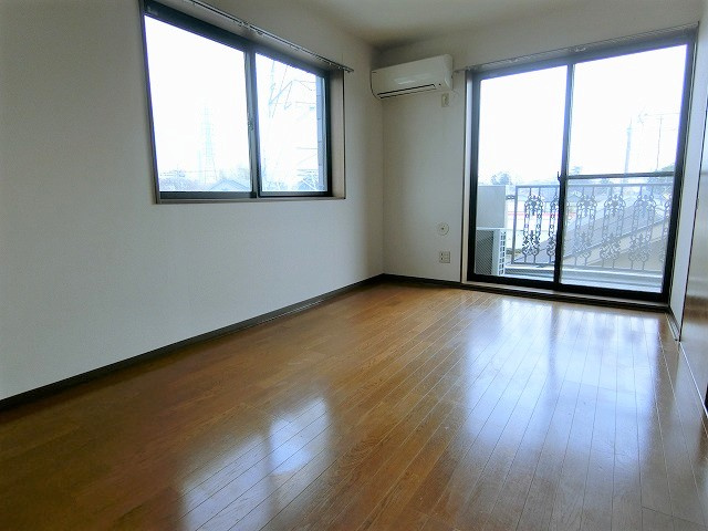 エミネンスさくらの居間・リビング