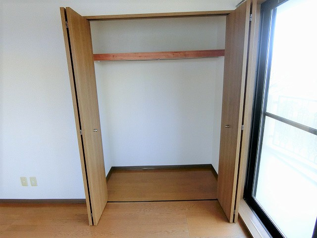 エミネンスさくらの収納|※別部屋のイメージ写真です。