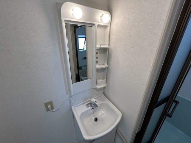 グットパークの独立洗面台