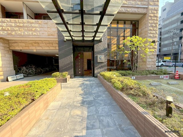 カスタリア堺筋本町　仲介手数料無料のエントランス