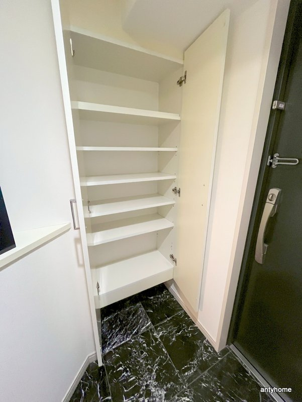 カスタリア堺筋本町　仲介手数料無料の収納