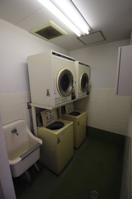 【ロビー】 | プリオール25 | コインランドリー