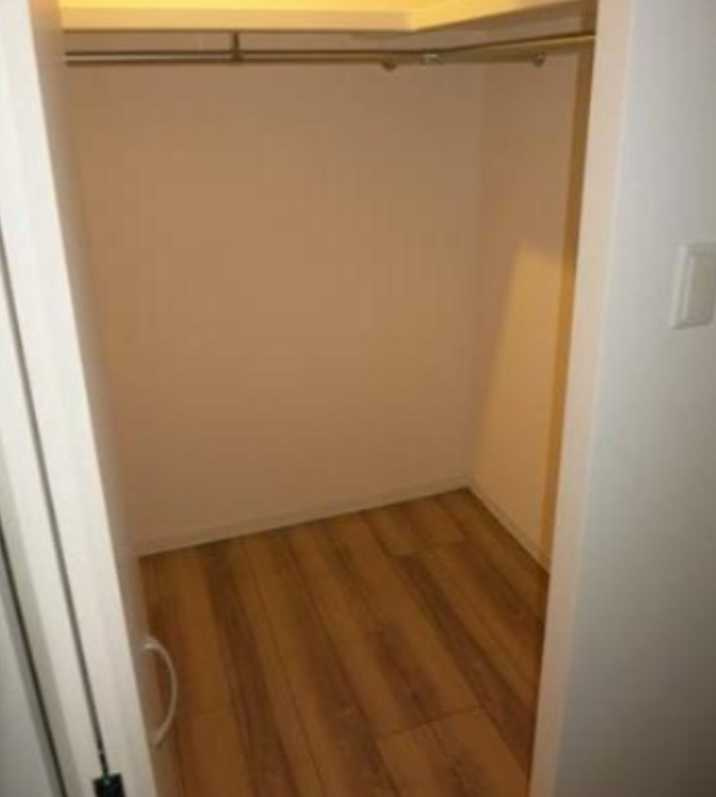 ベルメゾン若林　角部屋　ウォークインクローゼット　駐車場の収納